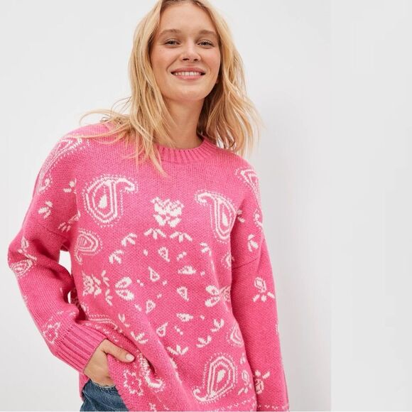 AE Oversized Bandana Sweater NEW Size XS - Picture 7 of 9